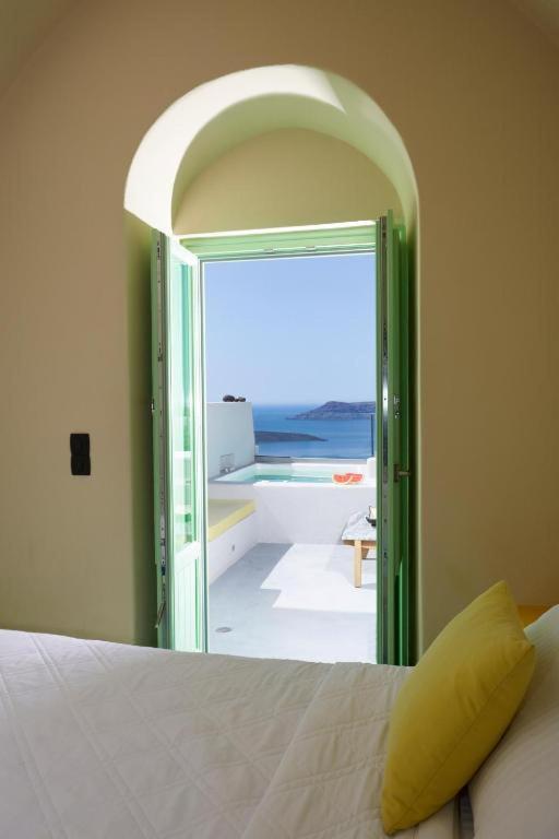 Maximilian Caldera Suites Fira (Santorini) Exterior photo